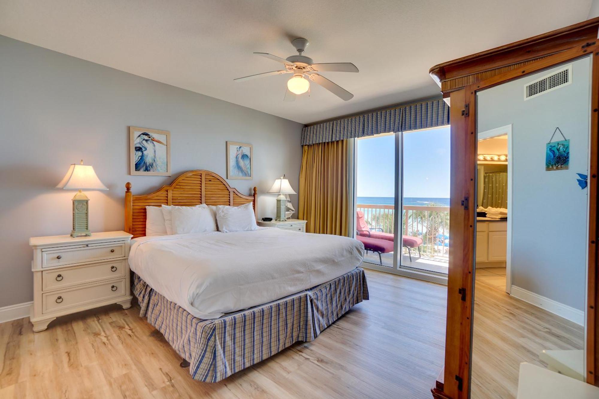 Calypso Resort By Panhandle Getaways Panama City Beach Room photo